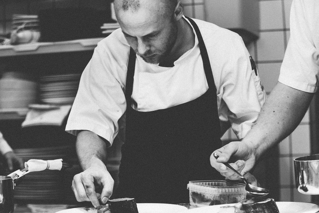 chef, kitchen, man-1245676.jpg
